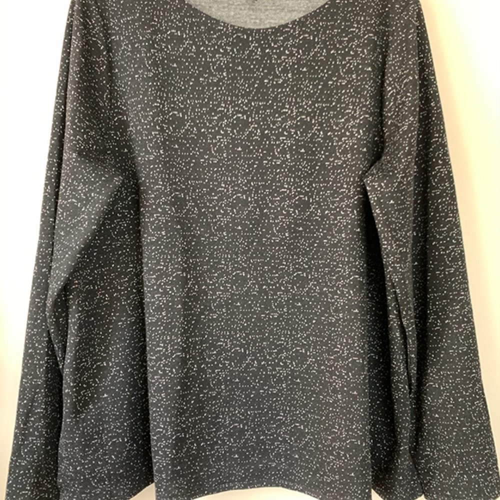 Black & White Top